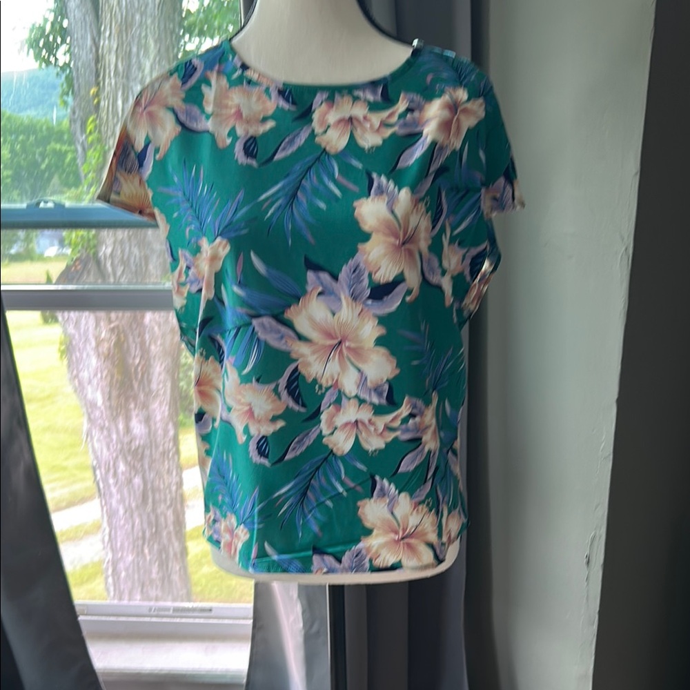 Floral Green Women's Top